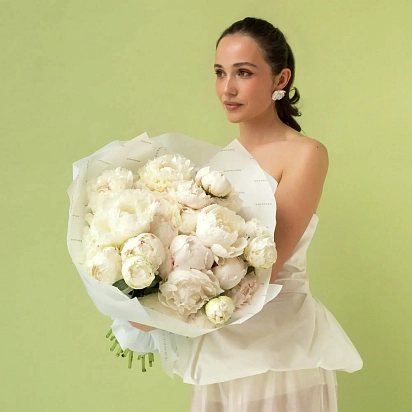 Букет из 35 белых пионов №2421